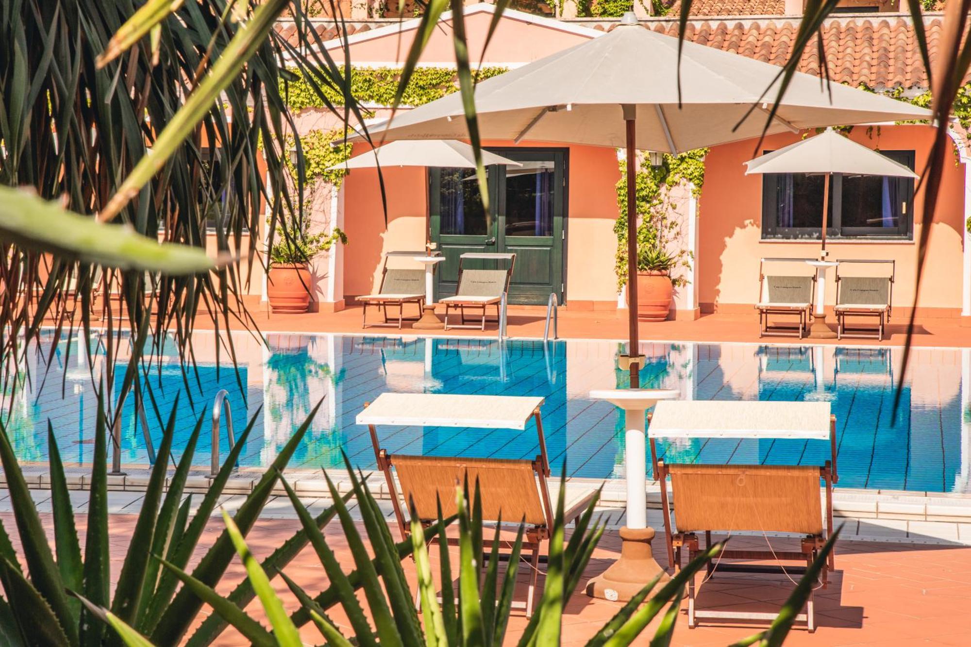 Villaggio Cala Ginepro Resort & Spa Orosei Εξωτερικό φωτογραφία
